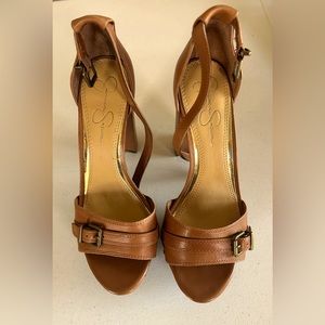 Jessica Simpson brown leather chunky boho heel. Size 7.5.